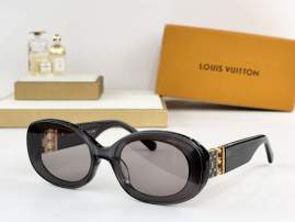 Picture of Louis Vuitton Sunglasses _SKUfw76324533fw